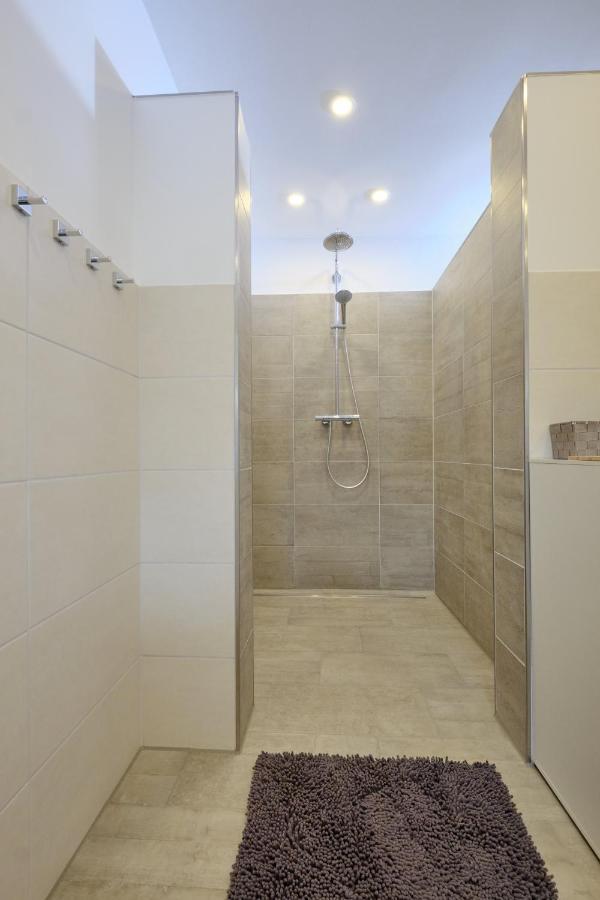 Ferienwohnung Schwarting Wiefelstede Bagian luar foto